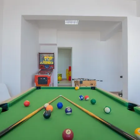 Mandina - By Guide Vila Makarska