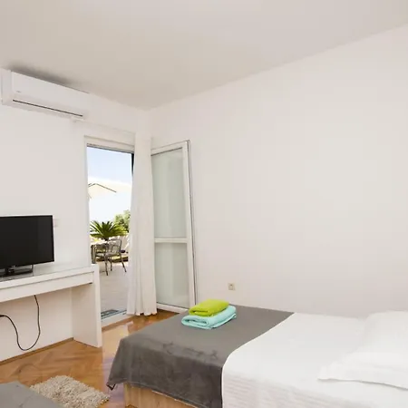 Mandina - By Guide * Makarska