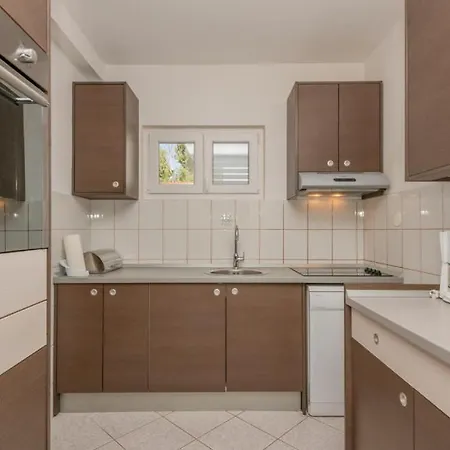 Villa Mandina - By Guide