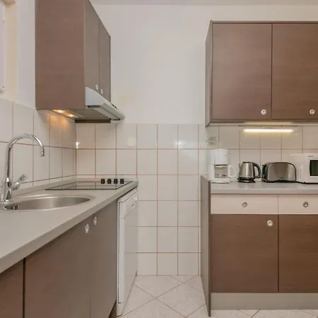 Villa Mandina - By Guide Makarska