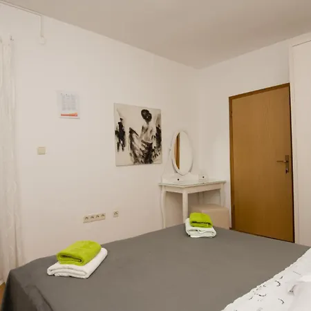 Villa Mandina - By Guide Makarska